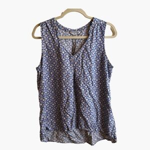 Tommy Bahama M blue white V neck top relaxed sleeveless blouse